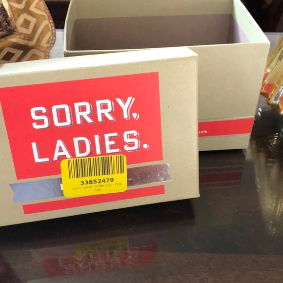 Sorry Ladies, I’m taken” NIB coffee mug - Picture 2 of 6